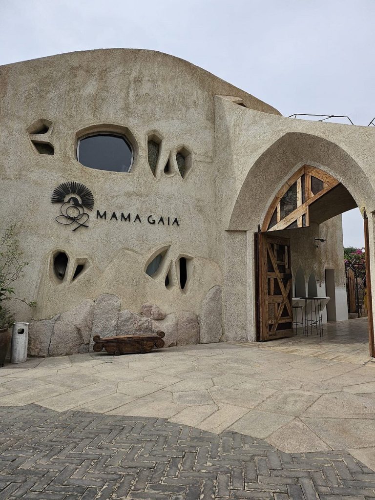 Mama Gaia Beach Club