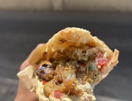 مطعم الضاحية