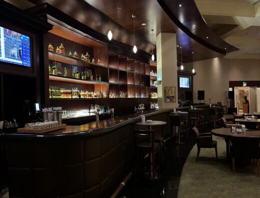 Martinis Bar and Lounge
