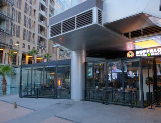 Buffalo Wings & Rings – The Boulevard