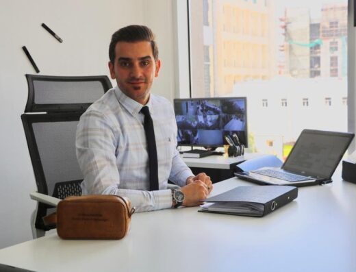 Wisdom Dental Center الدكتور احمد شهاب الدين اختصاص زراعة اسنان تجميل