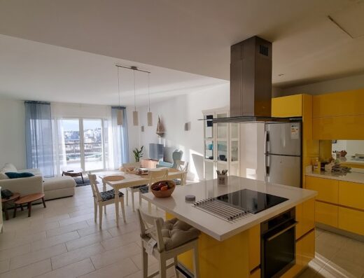 Apartment twenty 13