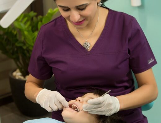 Pediatric dentist and Special needs الدكتورة مي التايه Dr Mai Altayeh أستشارية طب أسنان الأطفال و الاحتياجات الخاصة