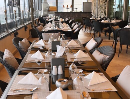 Alaina Restaurant & Café