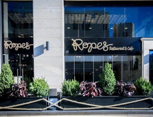 Ropes Restaurant&Cafe