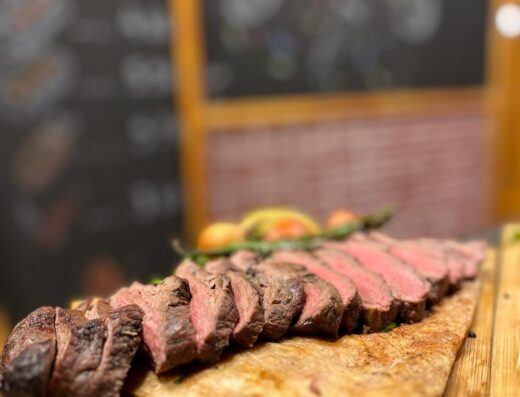 firewood restaurant , مطعم ع الحطب