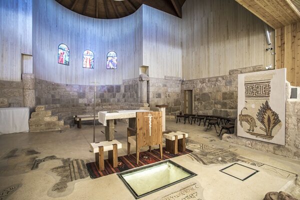 mount nebo jordan tour, inside the church of mount nebo