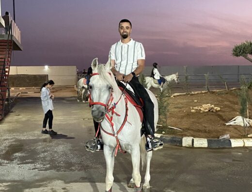 مركز VAD للفروسية (VAD equestrian center)
