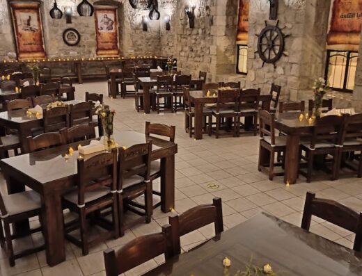 مطعم سرايا القلعة السياحي Saraya Castle Restaurant
